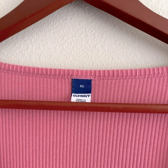 GUC Old Navy Plush Knit Long Sleeve V-Neck Tee - Picture 2 of 4